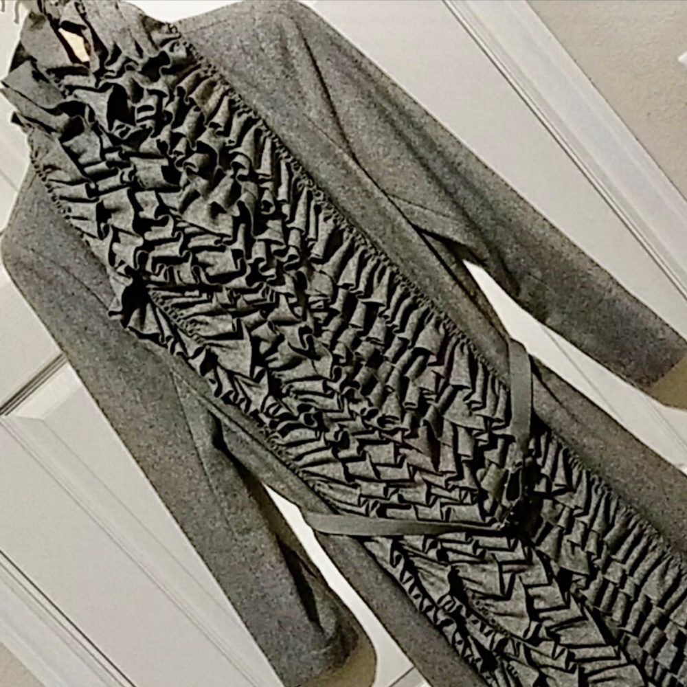 Sinclaire10 wool coat with ruffles. Grey, gorgeous, for indoors or outerwear.